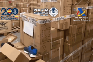 Operación contra la distribución de zapatillas falsificadas en Madrid, Toledo y Alicante